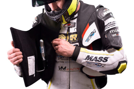 e-GP Air track vest canister location